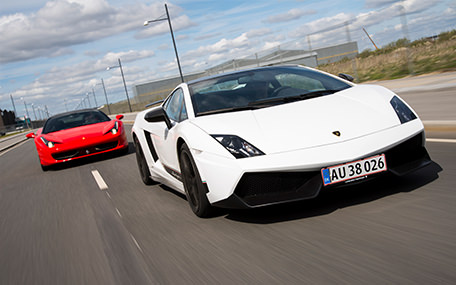 Kør Ferrari eller Lamborghini i 15 minutter